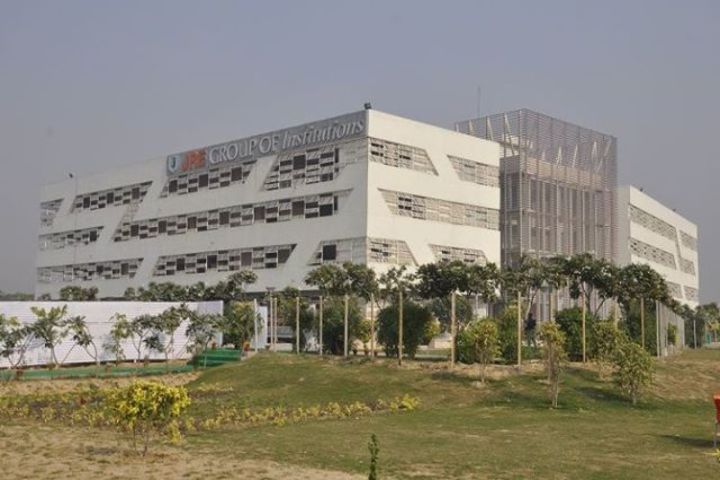 https://cache.careers360.mobi/media/colleges/social-media/media-gallery/5196/2018/10/6/Campus View of JRE Group of Institutions Greater Noida_Campus-View.jpg